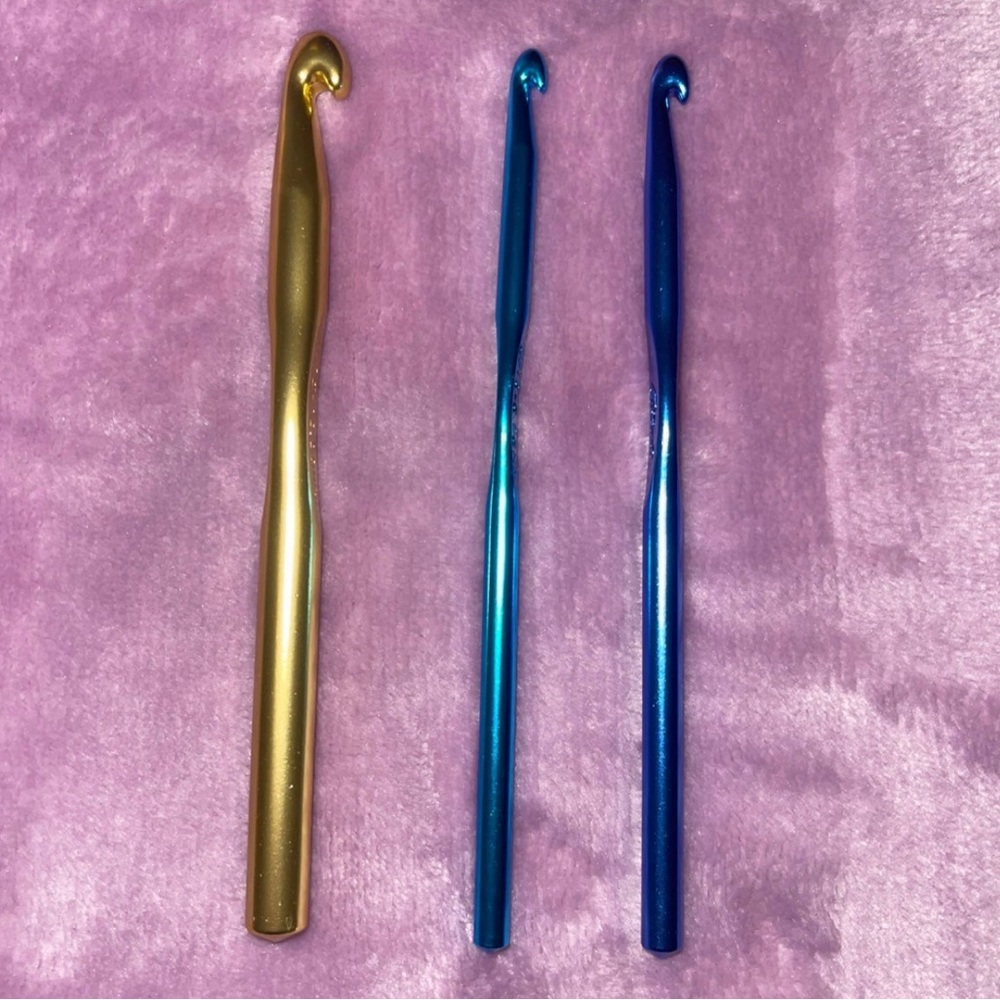 3 Crochet Hooks Set